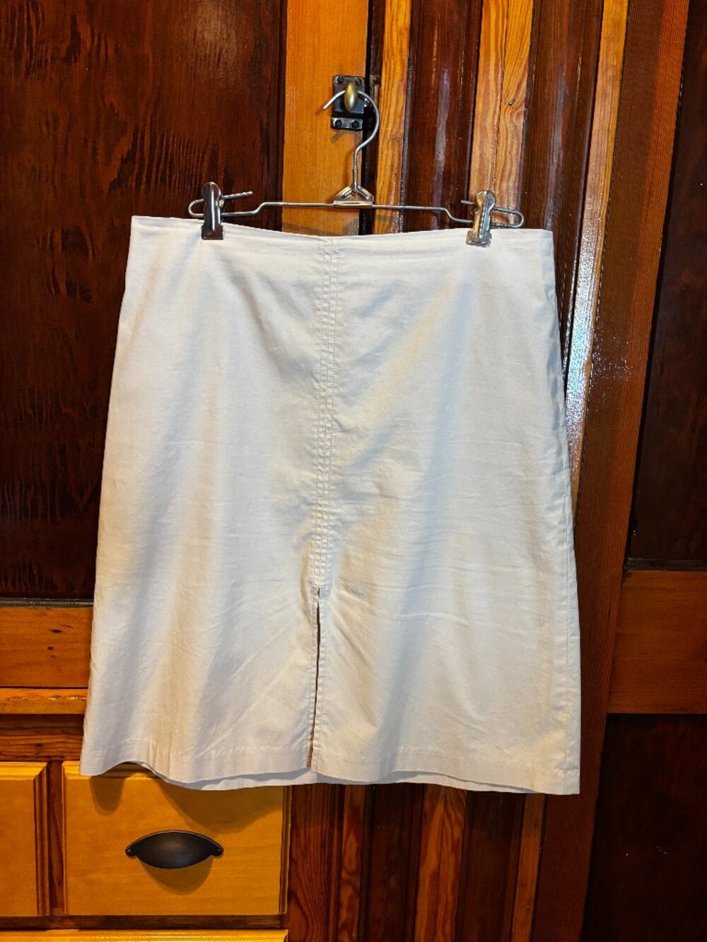 Vintage GAP Factory Knee Length Cream Skirt Size 8